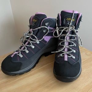 ASOLO Revert Woman’s Hiking Boot NWT